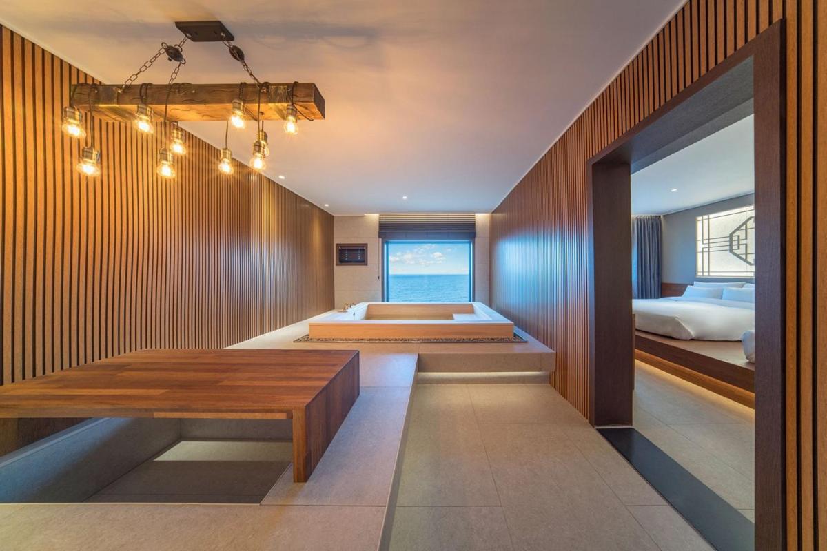Yeonhwamun Hotel Yeongdeok المظهر الخارجي الصورة