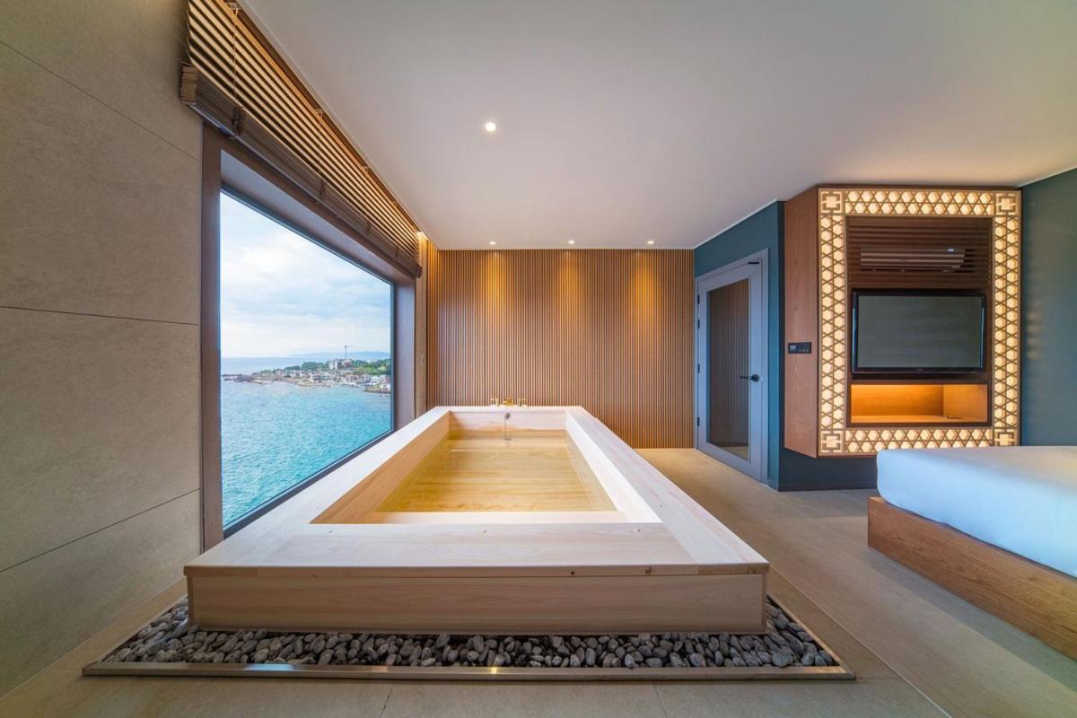 Yeonhwamun Hotel Yeongdeok المظهر الخارجي الصورة