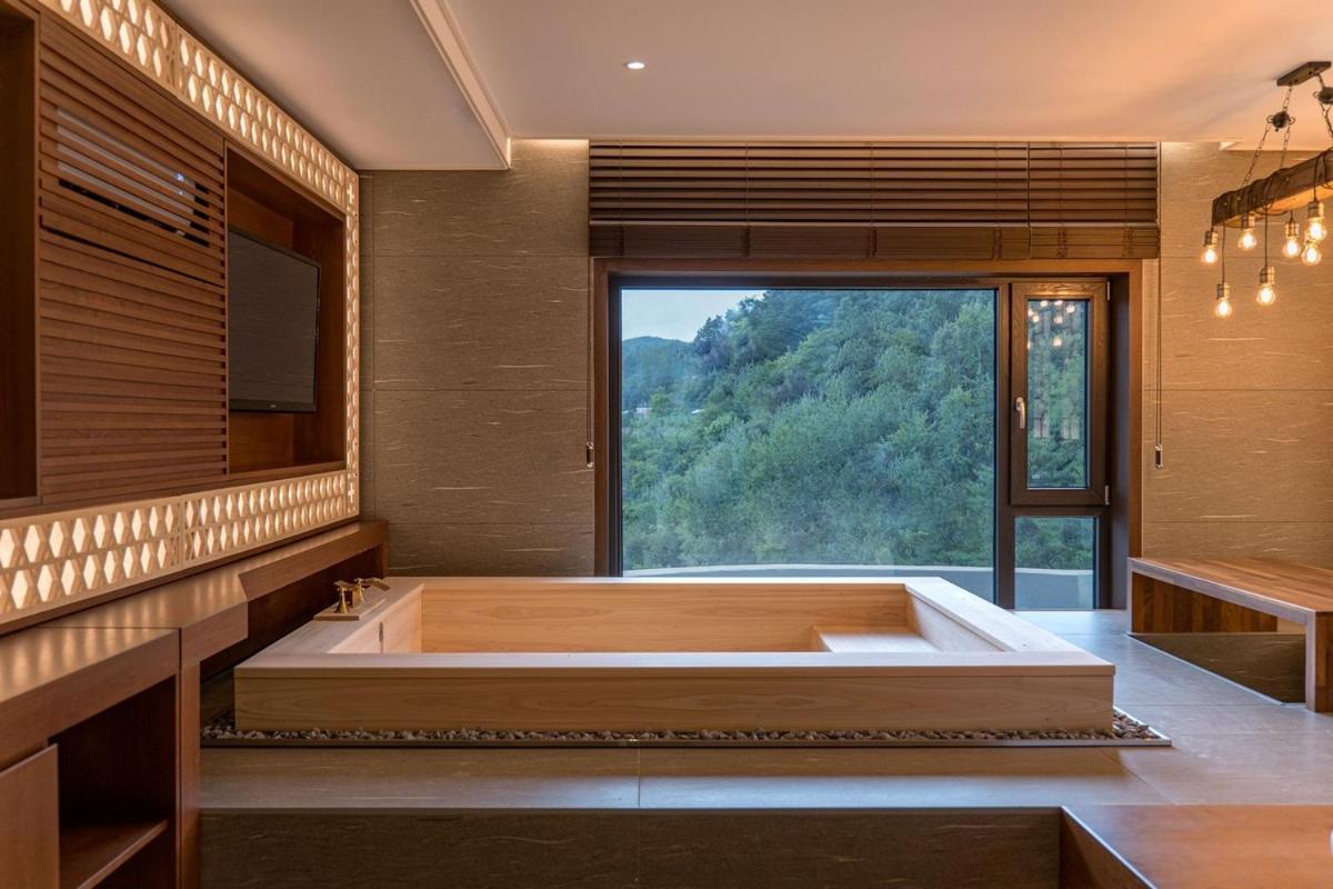 Yeonhwamun Hotel Yeongdeok المظهر الخارجي الصورة
